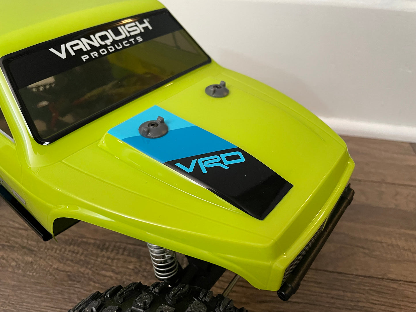 Clipless Body Mounts for Vanquish VRD Stance