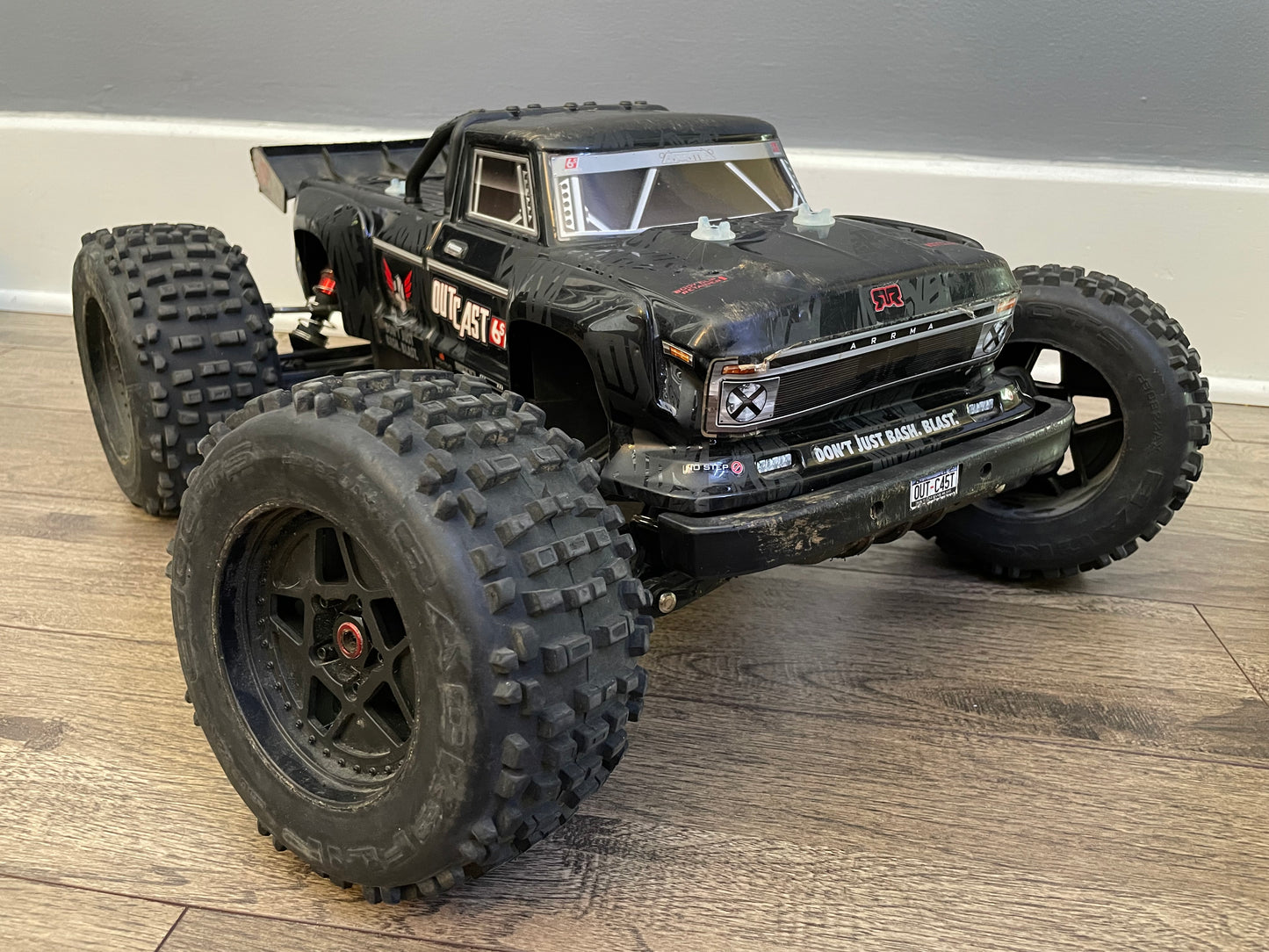 Clipless Body Mounts for Arrma Outcast/Notorious 6S