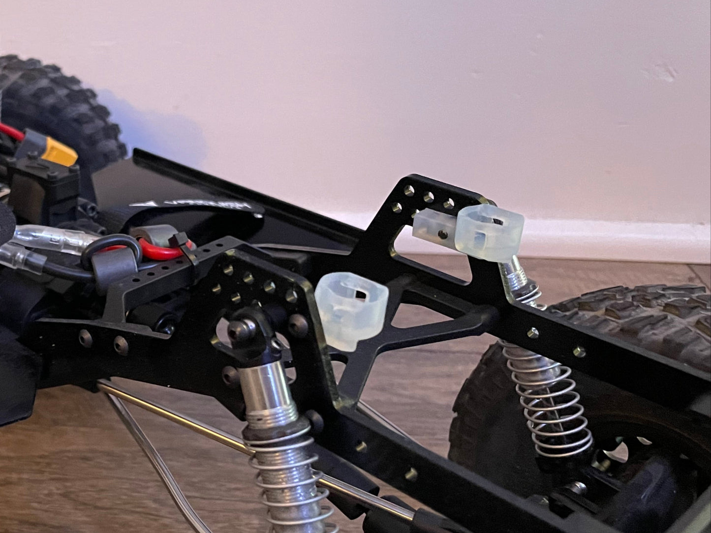 V2 Clipless Body Mounts for Vanquish VRD Stance
