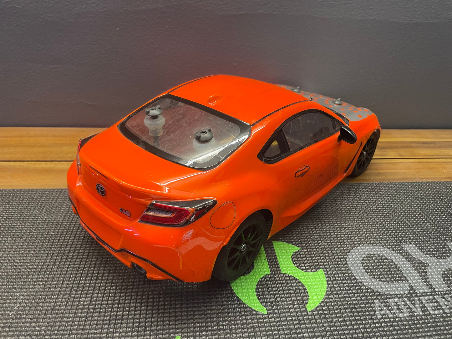 Universal/TT-02 Clipless Body Mounts Kit