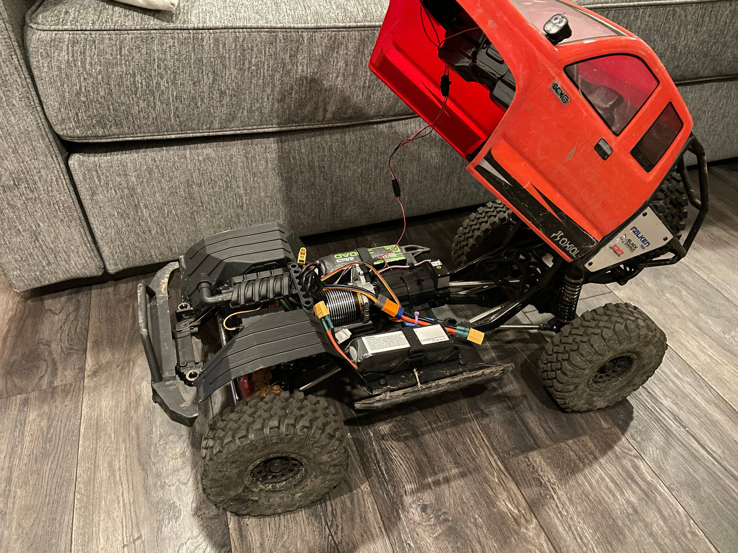 V1 Body Holders for SCX6 Honcho